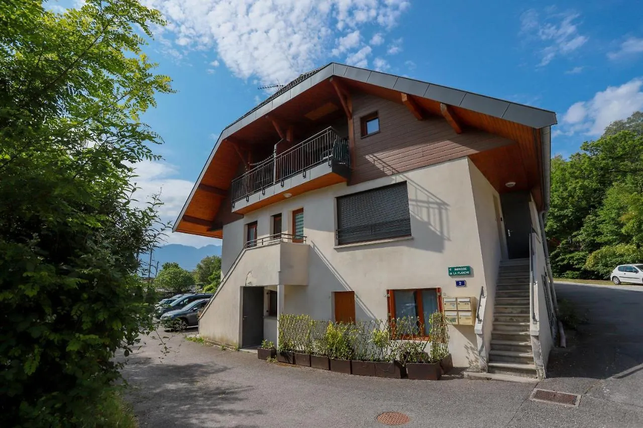 Apartment L'Ecrin Vue Lac 3 Etoiles - Parking Gratuit, Calme & Confort Sevrier