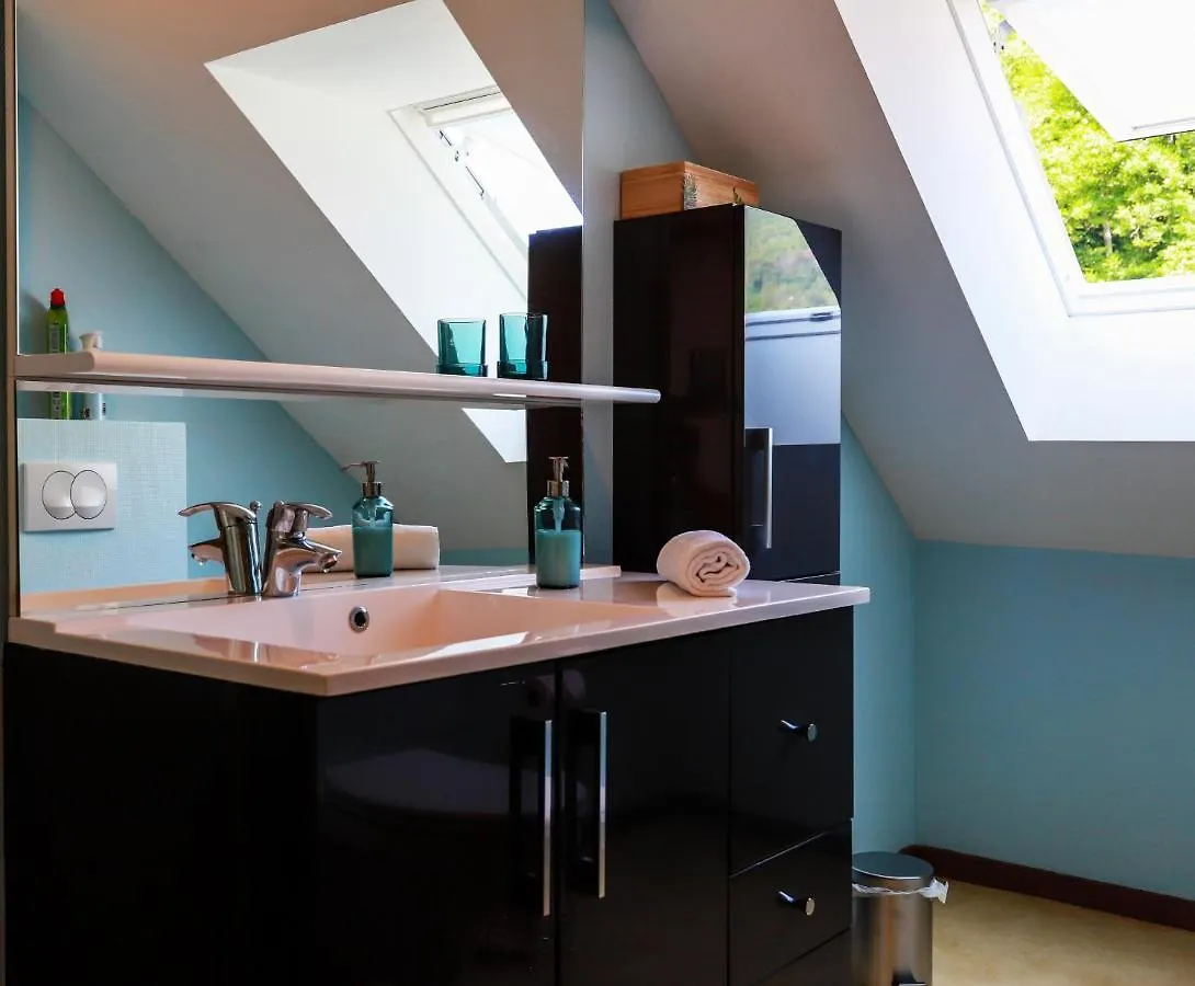L'Ecrin Vue Lac 3 Etoiles - Parking Gratuit, Calme & Confort Sevrier Apartment